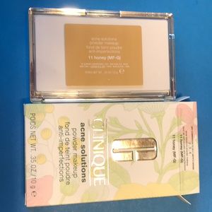 CLINIQUE ACNE SOLUTIONS POWDER MAKEUP HONEY